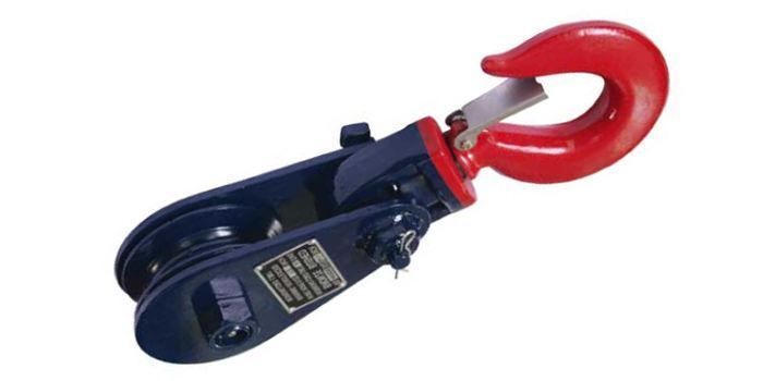 Blue Snatch Block with Red Hook WLL 4 Ton  