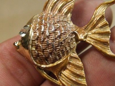 Vintage Enamel Angel Fish Pin Brooch Rhinestone Eye *  