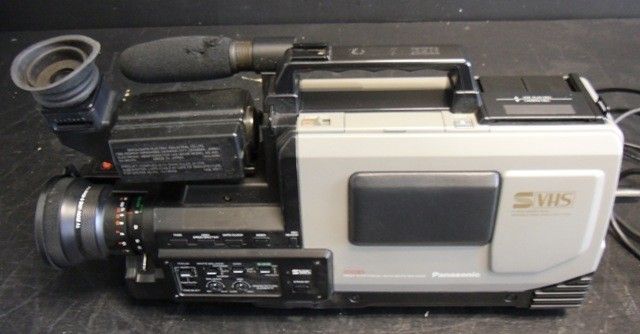 Panasonic AG 450 S VHS Pro Reporter Video Camera No Case for PARTS 
